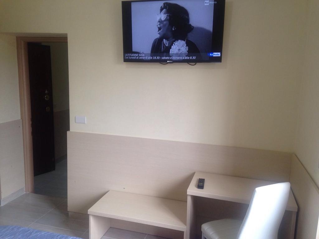 Ok Roma Hotel Exterior photo